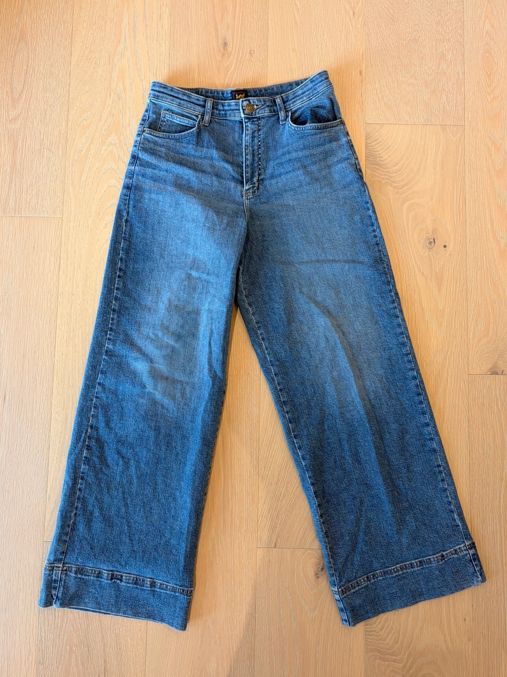 Lee Wide Leg Denim Jeans Women's Size 12 Medium Wash Cuffed Hem